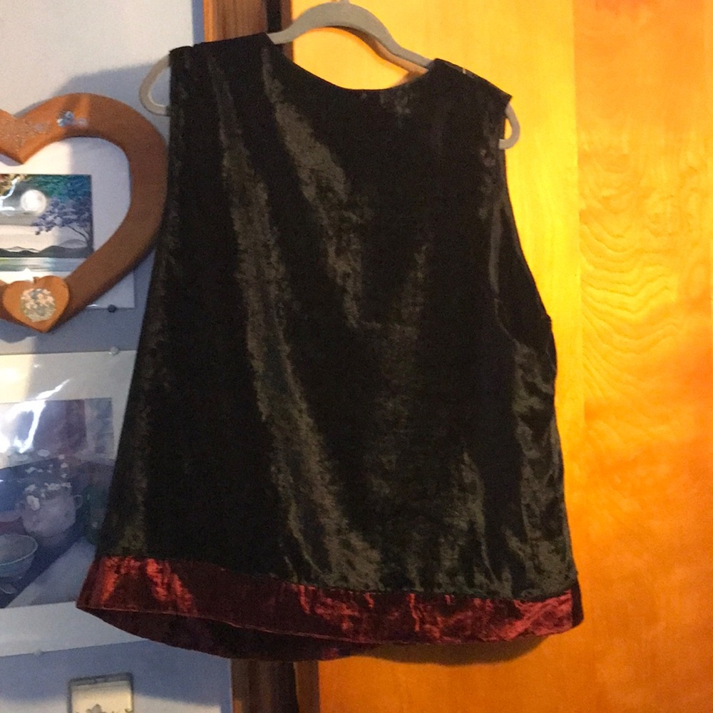 White Stag Black Embellished Velour vest - Picture 2 of 2
